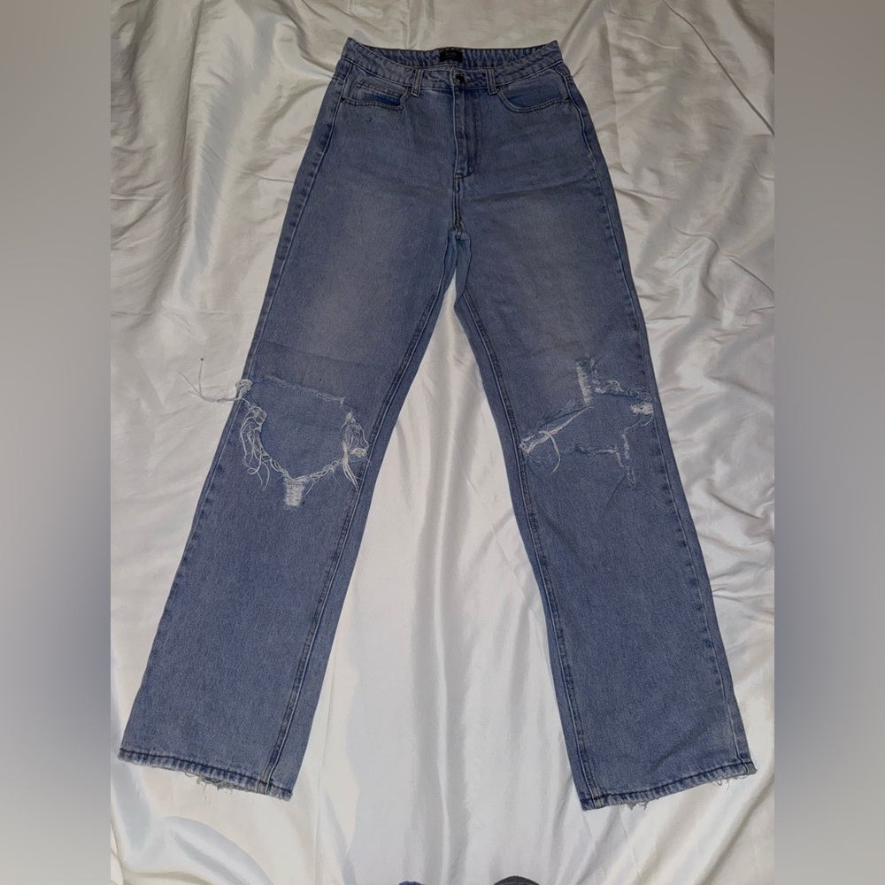 Women's Straight Leg Blue Distressed Jeans